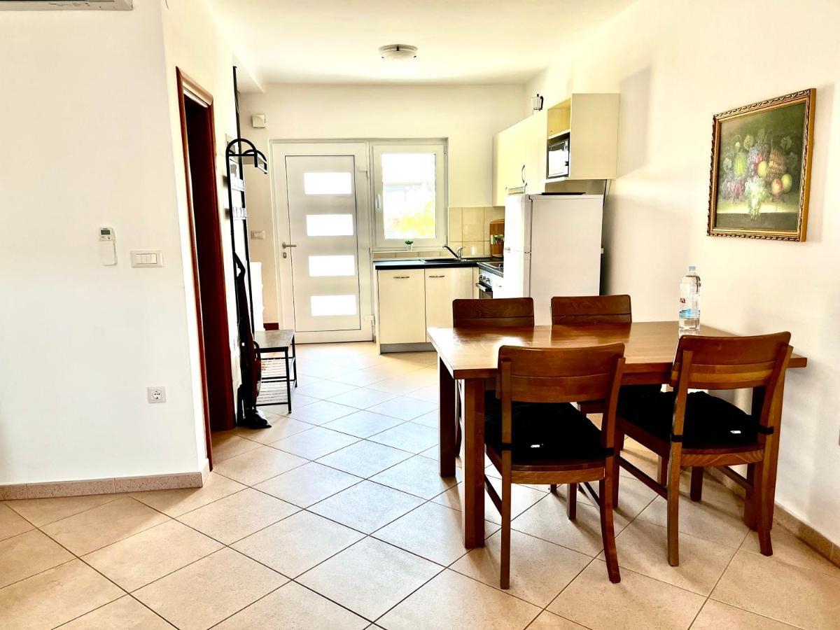 Appartement Dija Riva 2 à Tar-Vabriga Extérieur photo
